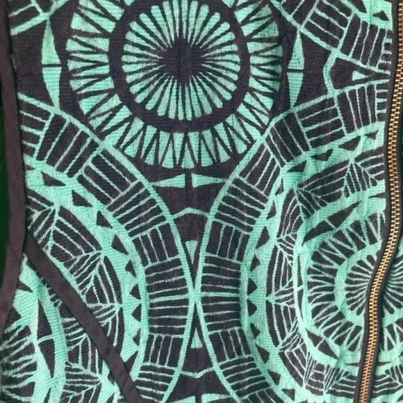 Taylor Black and Blue Geometric Mini Dress - Picture 4 of 4